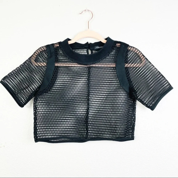 FOREIGN EXCHANGE‎ Black Fishnet Crop Top Size Small - Picture 1 of 5